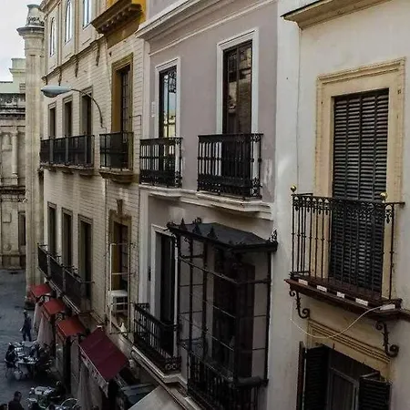 Casa Con Piscina Junto A Catedral Sevilla