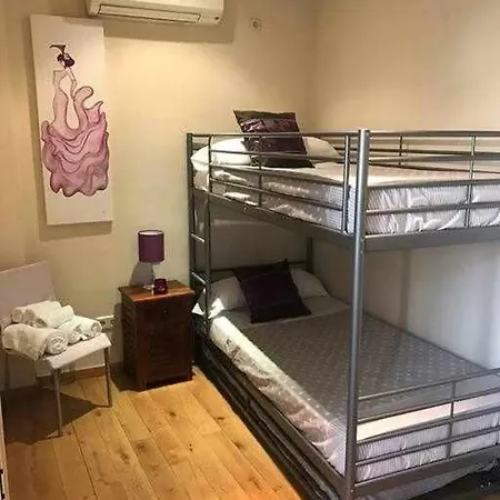 Сasa de vacaciones Casa Con Piscina Junto A Catedral *